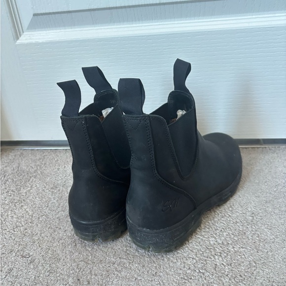 Waterproof Boots - Picture 4 of 4